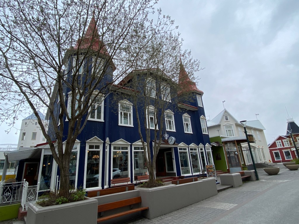 This image has an empty alt attribute; its file name is img_2144.jpg